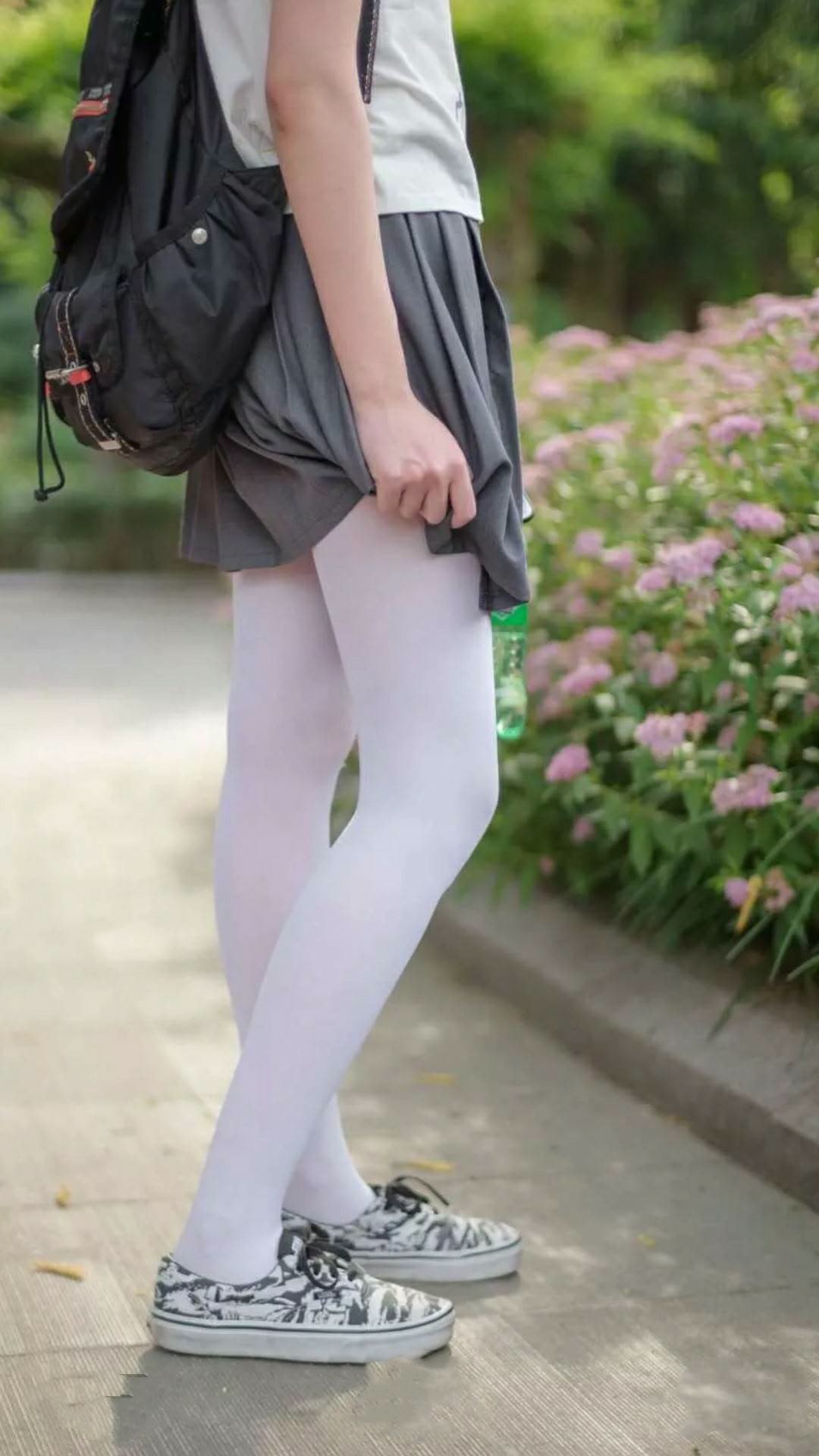 B 体育官网-是否应鼓励球员创办地区公益学校