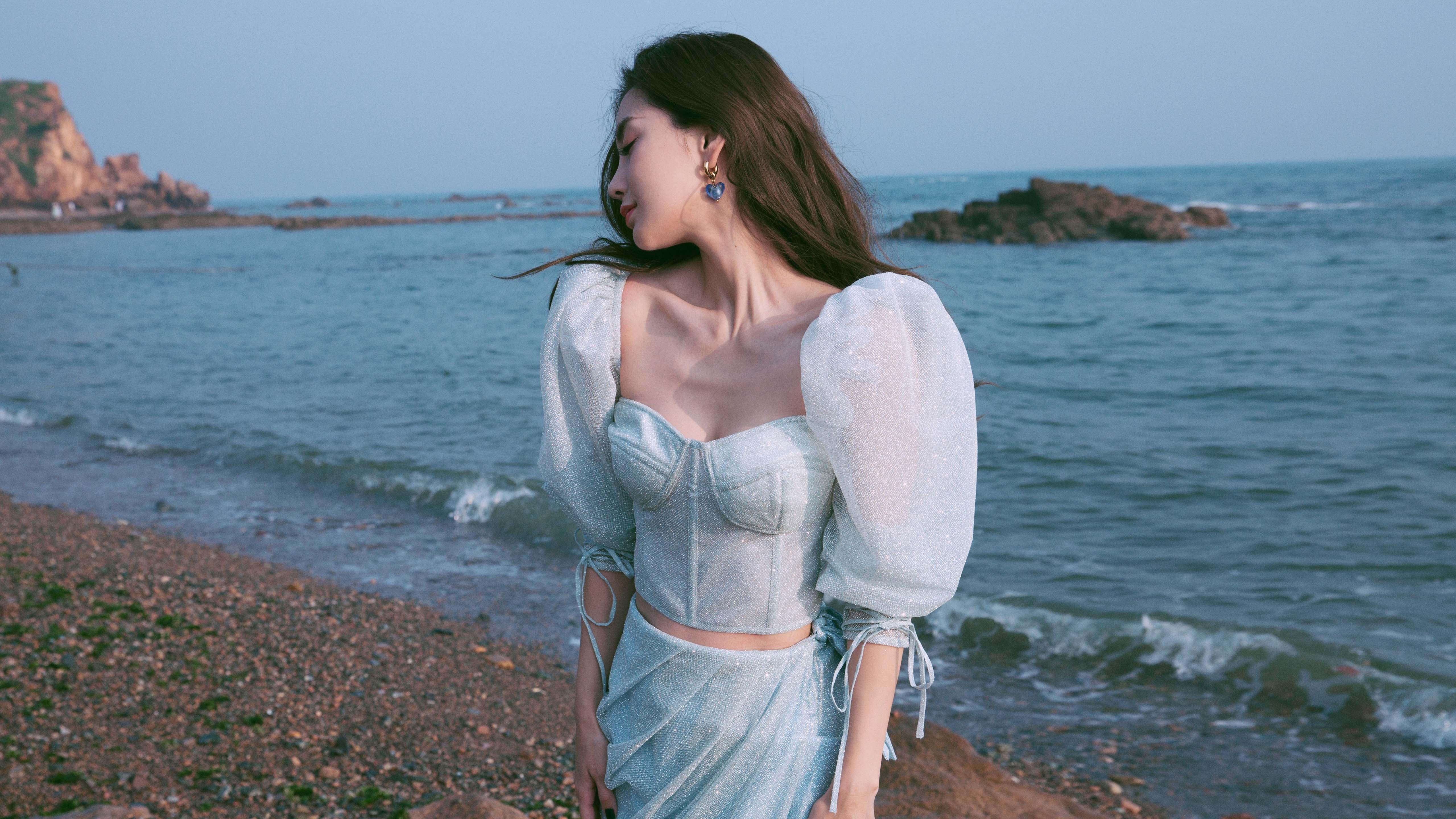 B体育中国官方平台-国际足球界推动裁判全程直播问询，确保判罚透明，2021足球国际级裁判