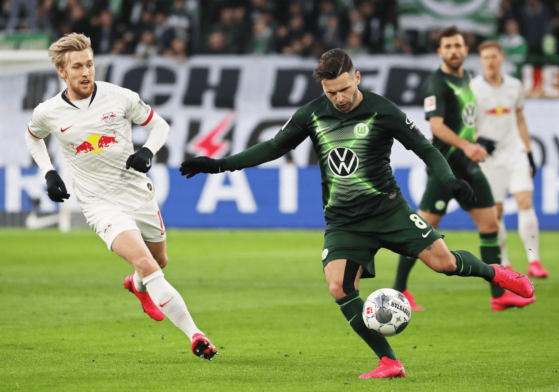 B体育官方网站：西甲希洪竞技的进攻火力与战术调整的简单介绍