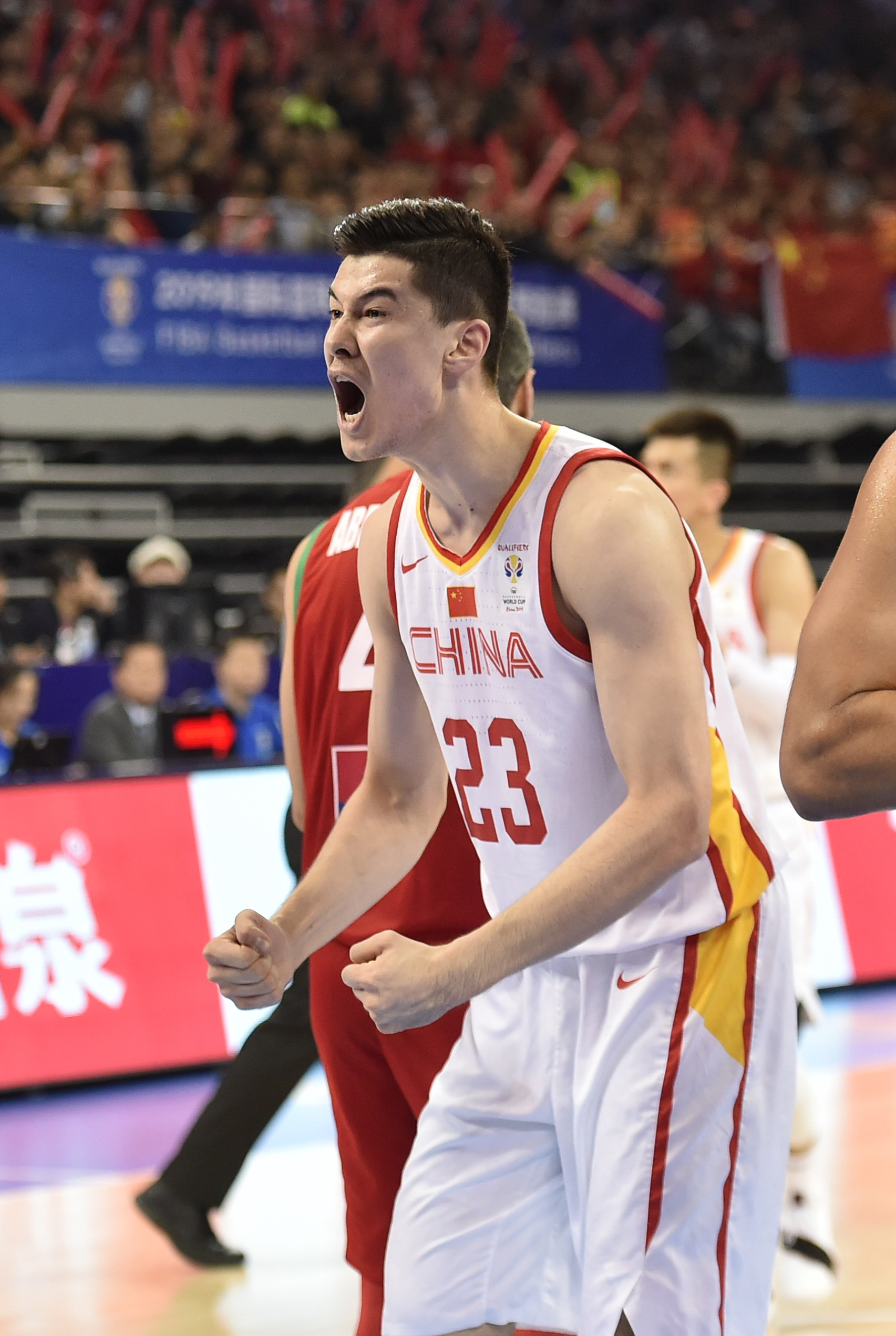 包含B体育官方网址：中国篮球，距离世界一流水平还有多远？的词条