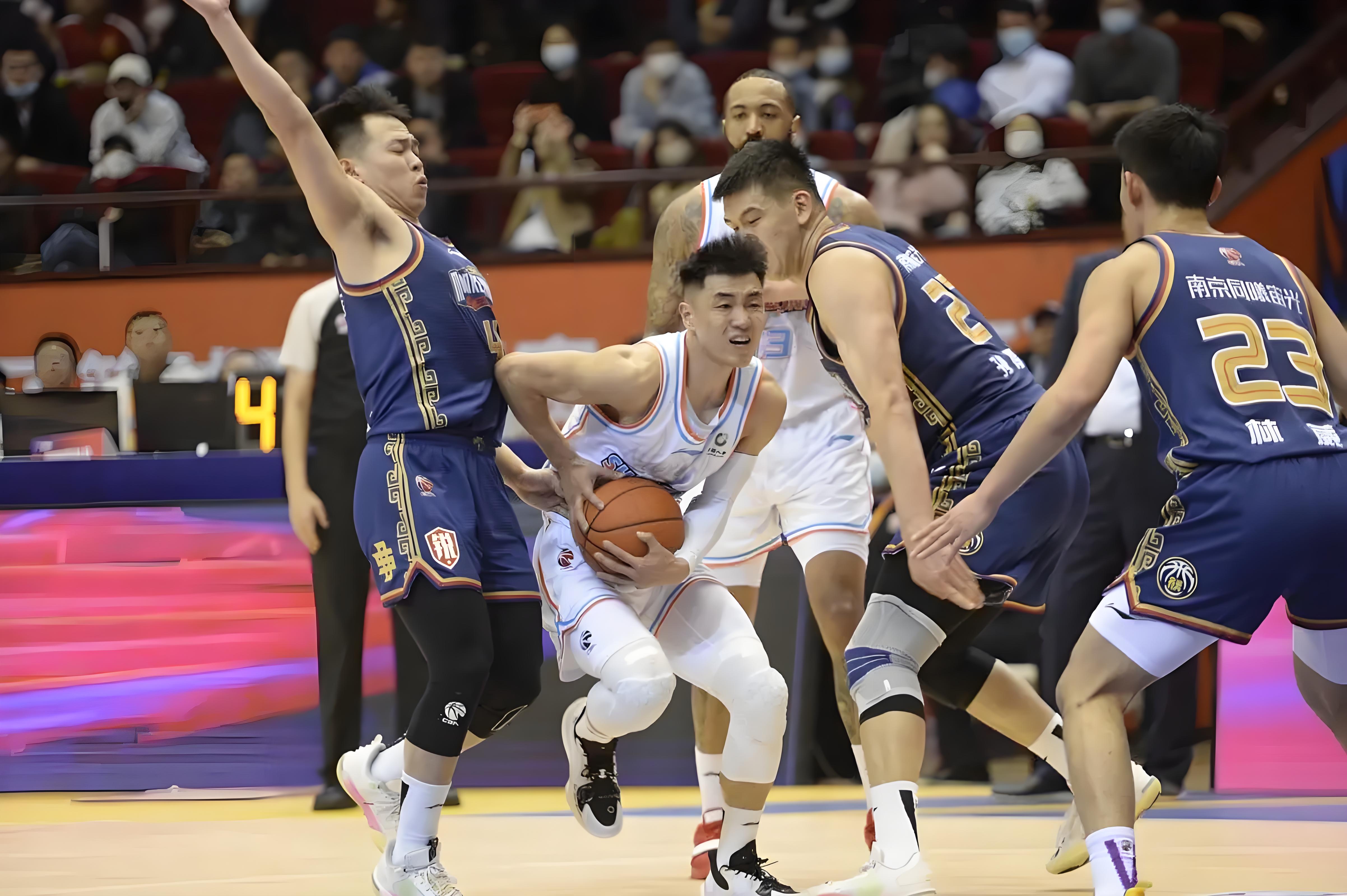 包含B体育官方网址：关注年轻球员成长他们是中国篮球的未来的词条