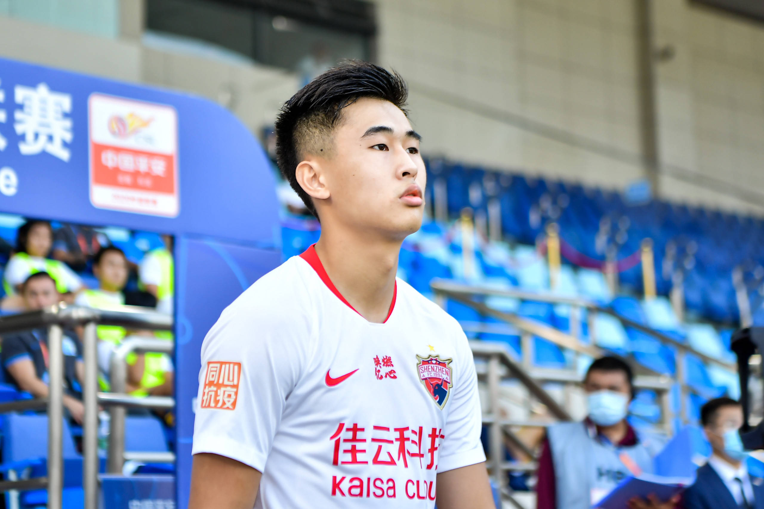 BSPORT APP-包含B体育平台:年轻球员戴伟浚“技术扶贫”，球迷：中国足球的希望全靠他了？的词条