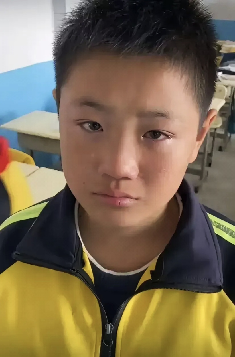 包含B体育平台:年轻球员戴伟浚“技术扶贫”,球迷:中国足球的希望全靠他了?的词条 包含B体育平台:年轻球员戴伟浚“技术扶贫”,球迷:中国足球的希望全靠他了?的词条