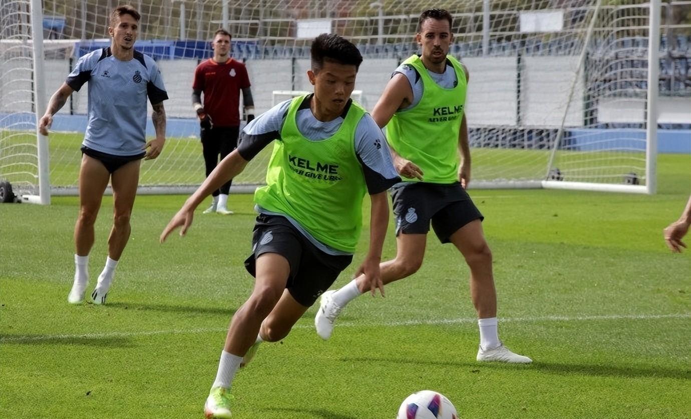 B体育平台:中国足球新星闪耀世青赛,未来潜力无限的简单介绍 B体育平台:中国足球新星闪耀世青赛,未来潜力无限的简单介绍